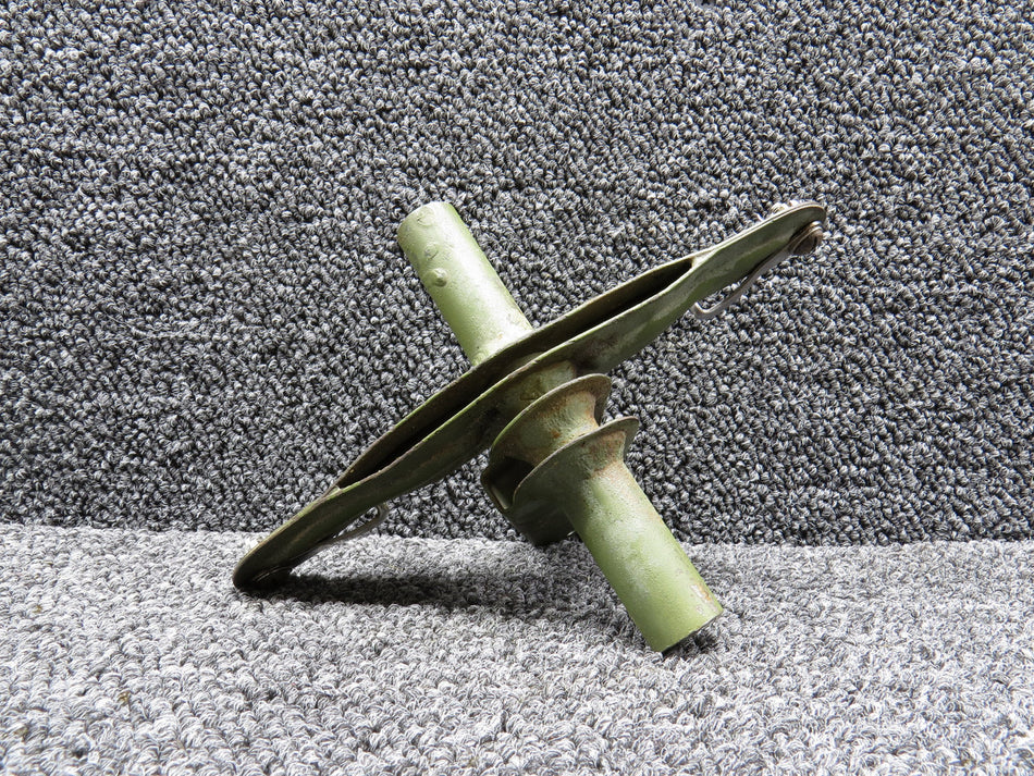 0523535-1 Cessna C-180 RH Flap Bellcrank