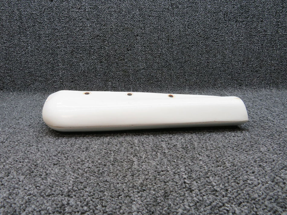 63541-000 Piper PA28-140 / 180 Rudder Tip Assembly (White)