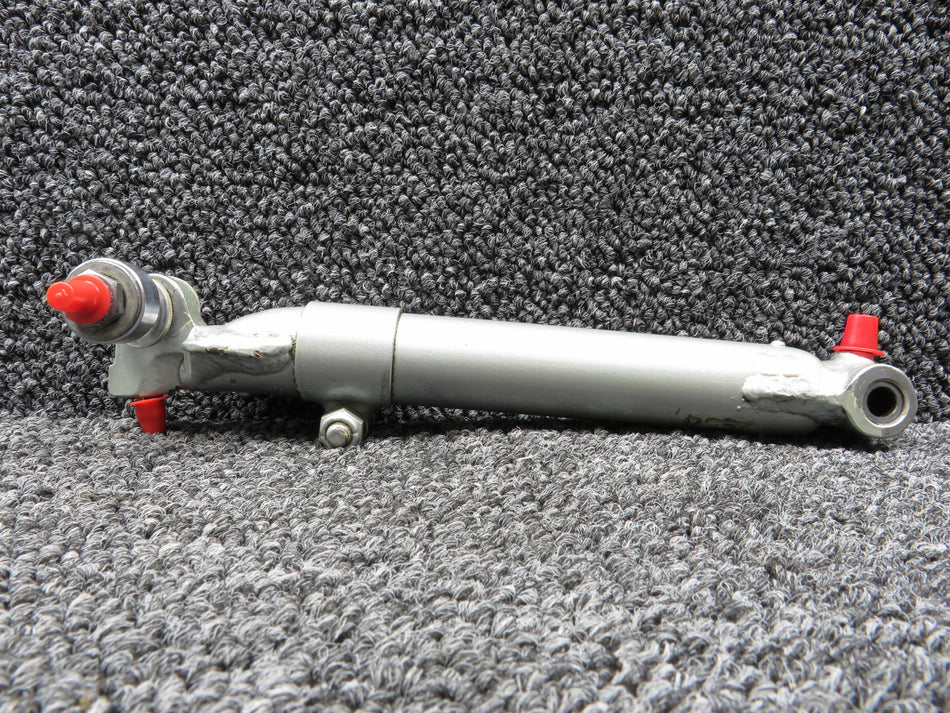 35-825080 Beechcraft BE-35 Nose Gear Drag Leg Assembly