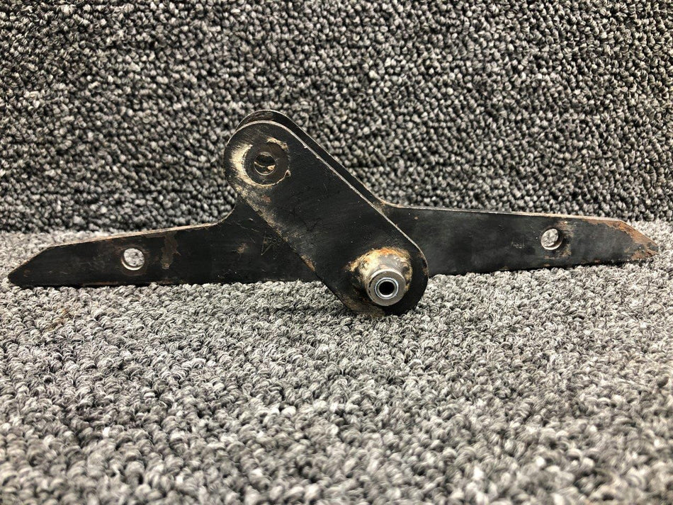 62771-000 Piper PA28-140 Aileron Bellcrank Assembly LH