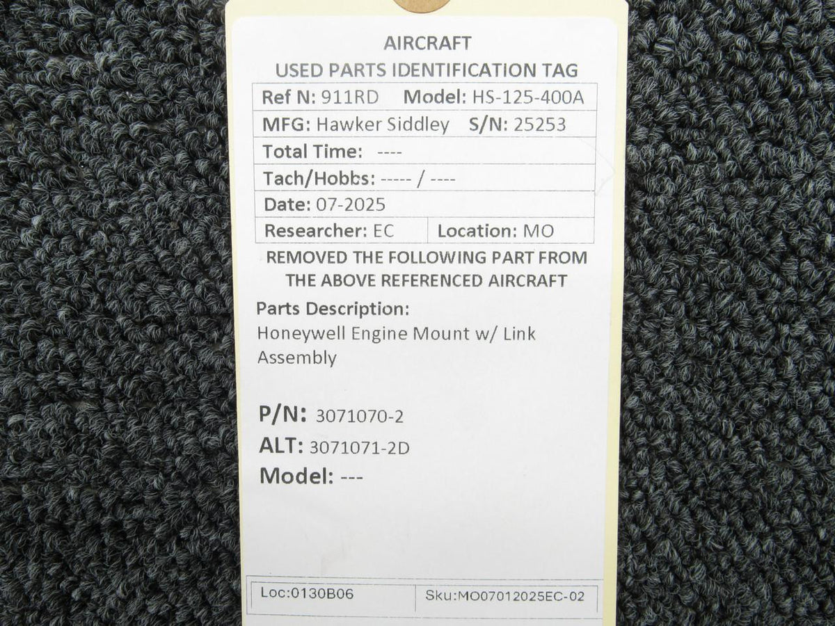Honeywell 3071070-2 (Alt: 3071071-2D) Honeywell Engine Mount w/ Link Assembly