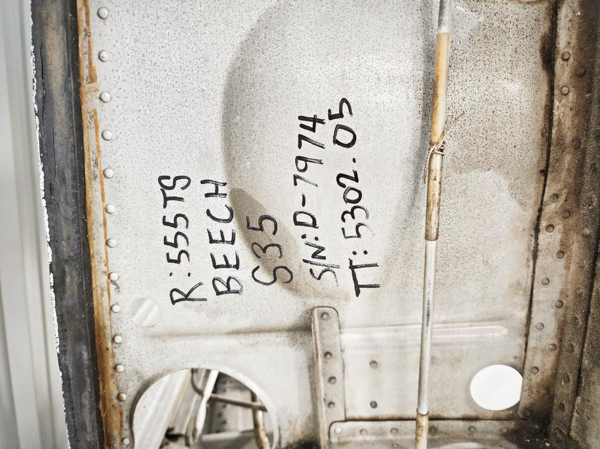 Beechcraft Parts 35-115388-672 Beechcraft S35 Wing Structure Assembly RH (Damaged)