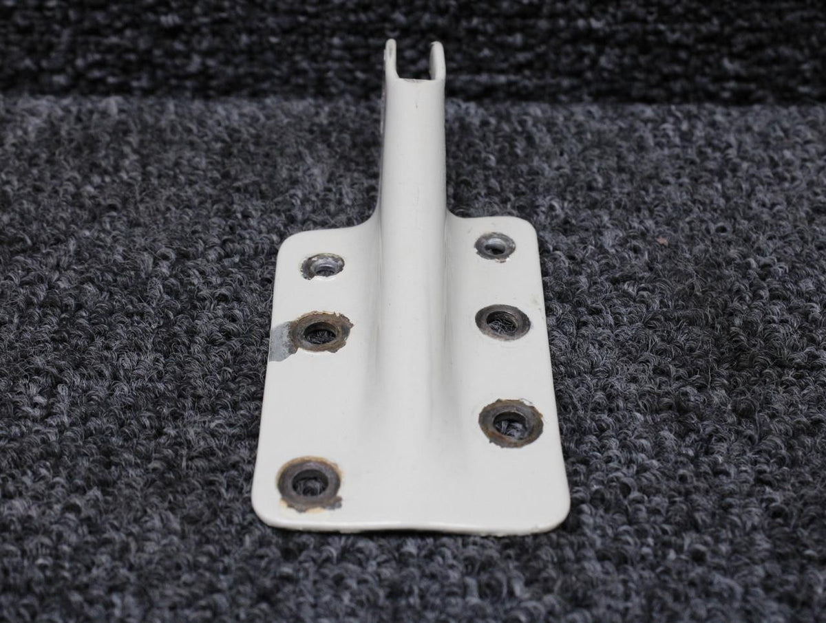Piper Aircraft Parts 66913-000 Piper PA28-235 Cabin Door Hinge Upper