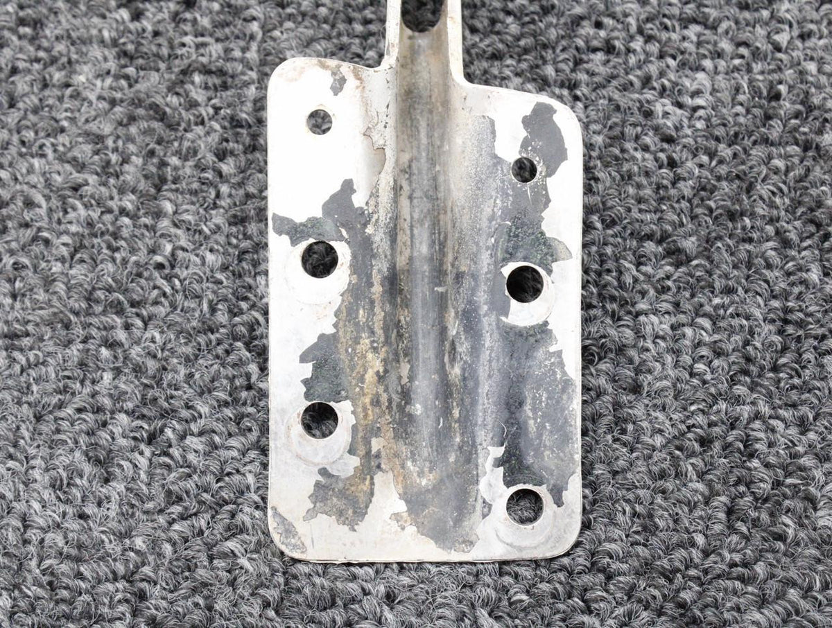 Piper Aircraft Parts 66913-000 Piper PA28-235 Cabin Door Hinge Upper