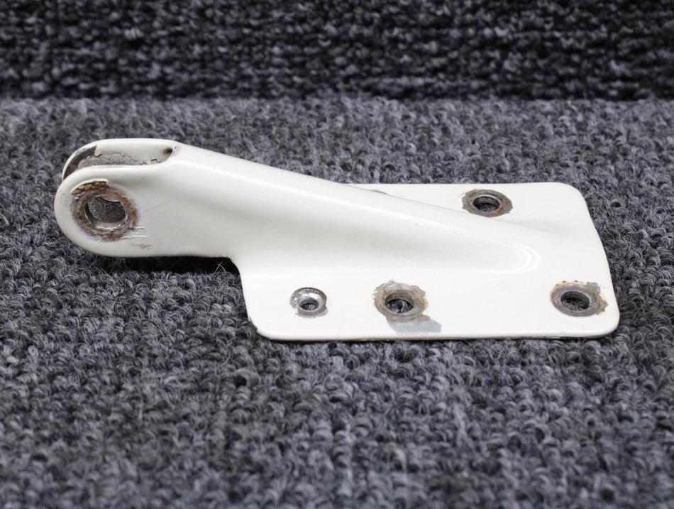 Piper Aircraft Parts 66913-000 Piper PA28-235 Cabin Door Hinge Upper