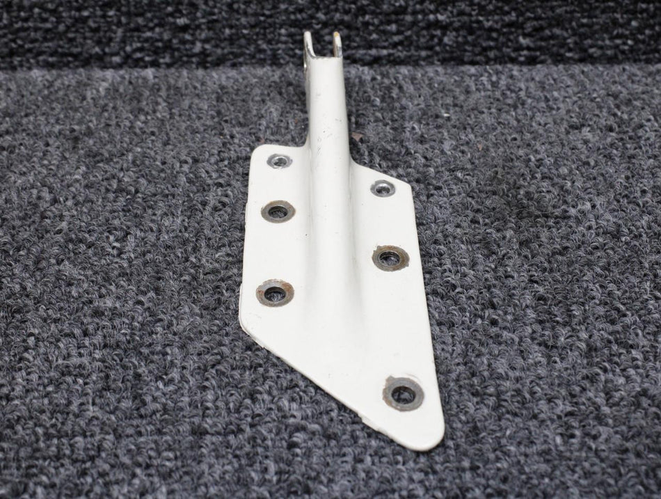 Piper Aircraft Parts 66914-000 Piper PA28-235 Cabin Door Hinge Lower