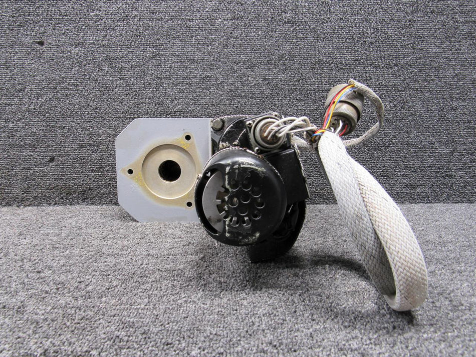 Gates Learjet 2380066-68 Gates LearJet Nose Gear Steering Servo with Box
