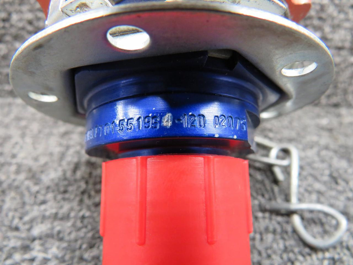 LearJet T8015519-S4-8D, 155-S7-8D LearJet 24E Hyd Pressure Coupling Half with Dust Cap