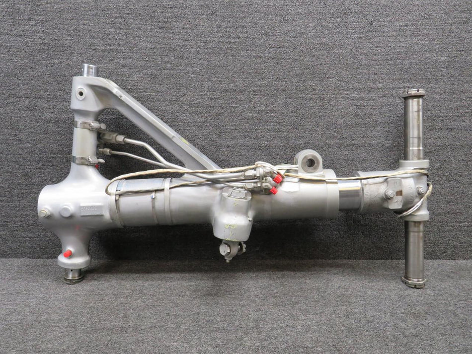 LearJet 2341100-6 LearJet 24E Main Gear Strut Assembly RH