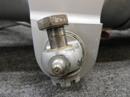 LearJet 2341100-5 LearJet 24E Main Gear Strut Assembly LH