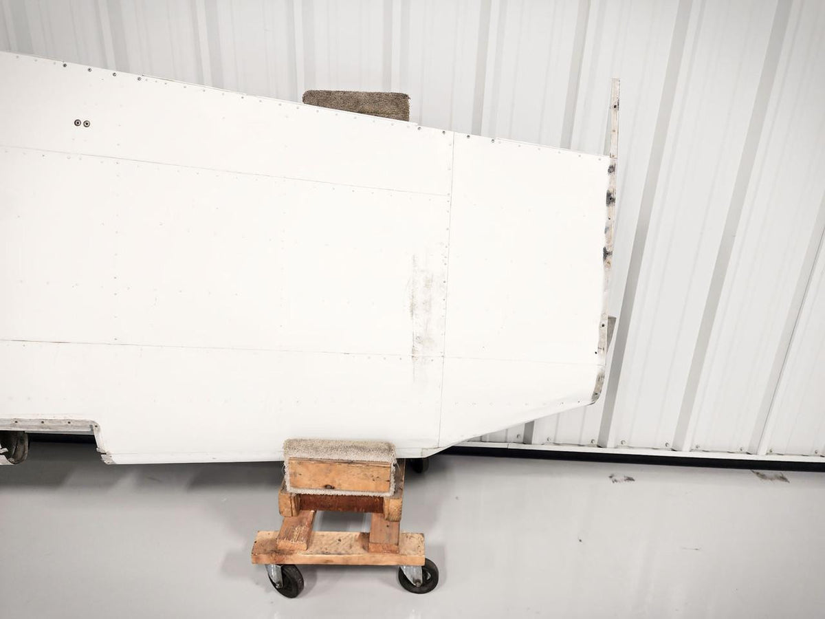 Cessna Aircraft Parts 0720601-211 Cessna 182M Wing Structure Assembly LH (Damaged)