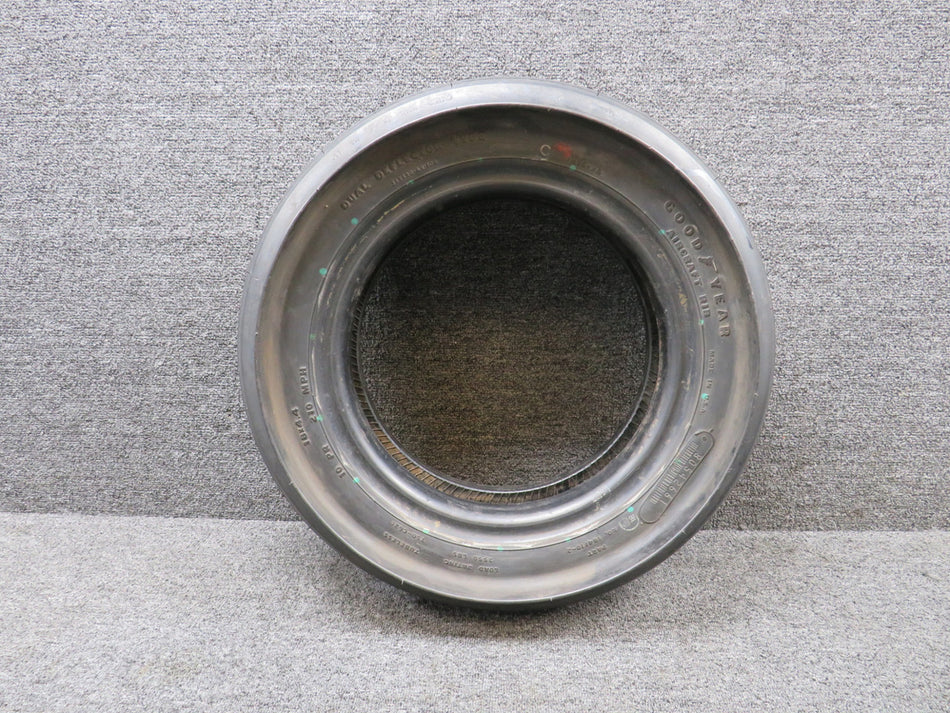 184F10-2 Goodyear 18x4.4 10 Ply Tire (Rating: 210 MPH)