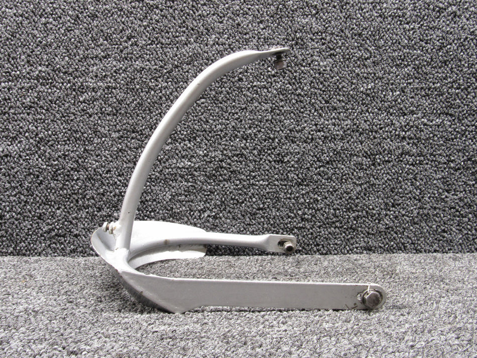 35-825175 Beechcraft BE-35 Nose Wheel Scraper Assembly