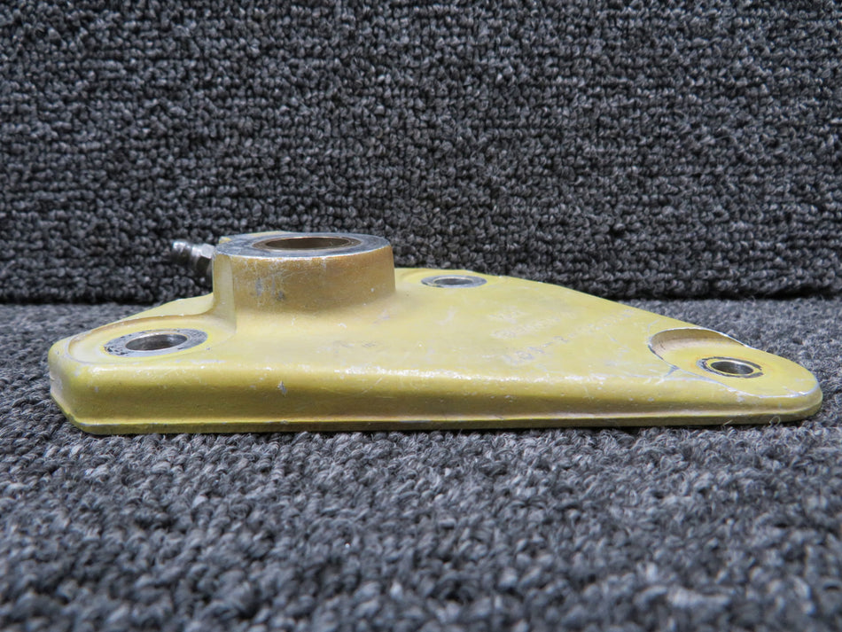 2311580-7 Learjet 24E Nose Landing Gear Bearing Plate Assembly RH