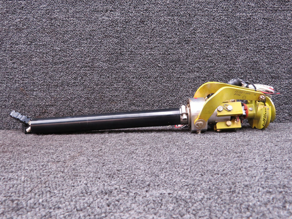 85224-007, 690-018 Piper PA-46-350P Pilot Control Tube and Bearing Control Yoke