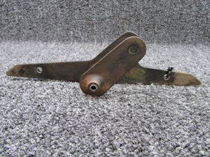 62771-002 Piper PA28-140 Aileron Bellcrank Assembly RH