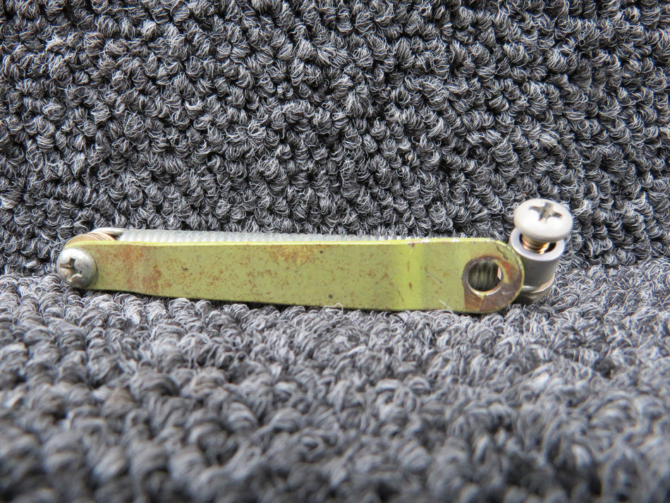 89572-003 Piper PA-46-350P Lower Cabin Door Connecting Arm