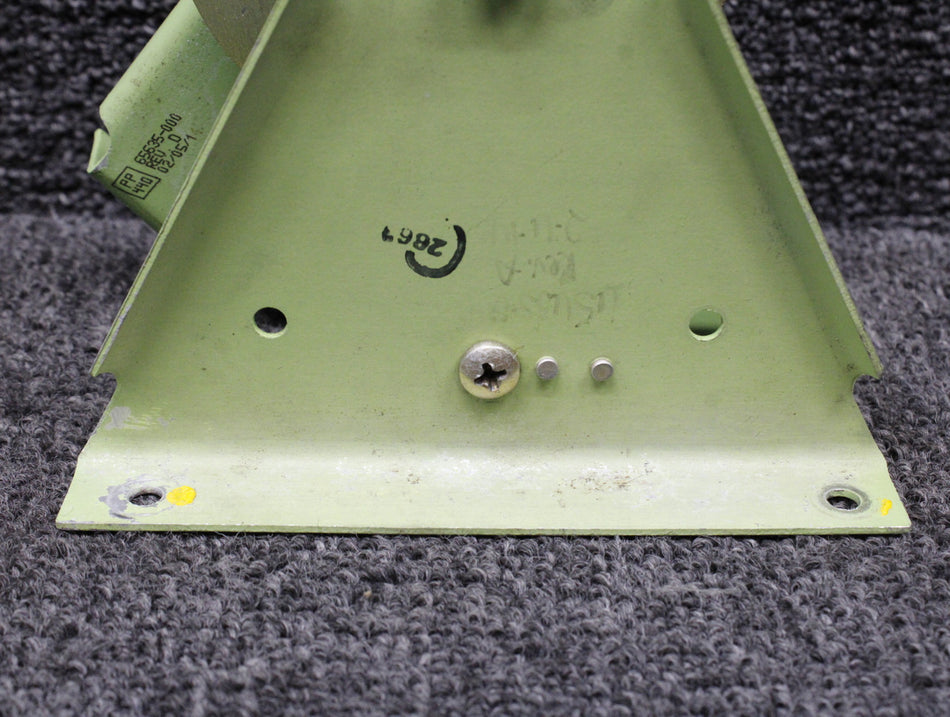 65633-000, 65635-000 Piper PA28-181 Elevator Trim Wheel Bracket Assembly