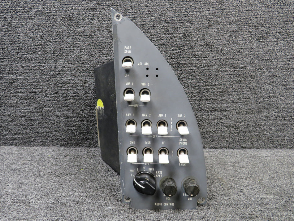 6608213-2 (Alt: 1251-1) Avtech Audio Control Panel w Green Tag (Core)