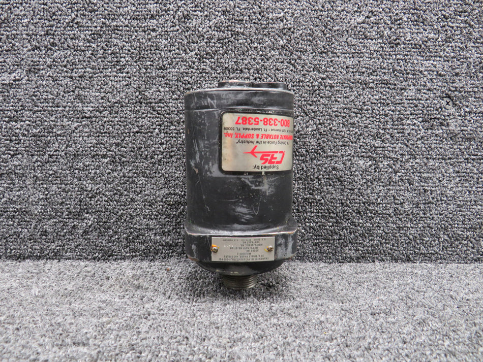 ST-4H (Alt: MS28005-3) US Gauge Oil Pressure Transmitter, 26V w Green Tag (Core)