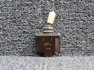 MS24524-22 (Alt: 8501K9) Piper PA24-250 Micro Toggle Switch Assembly