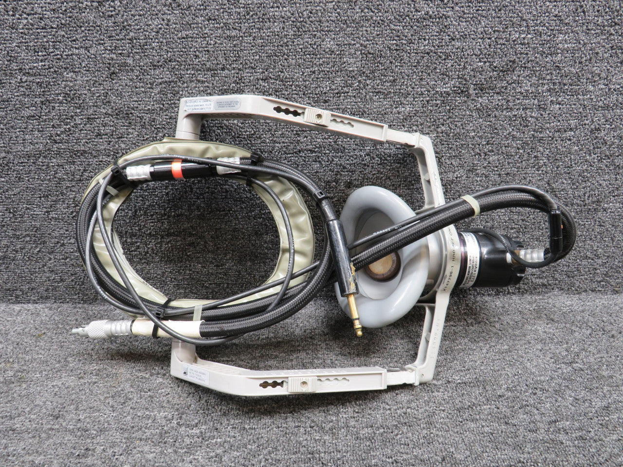 174145-02 BE Aerospace Crew Mask Assembly with Green Repairable