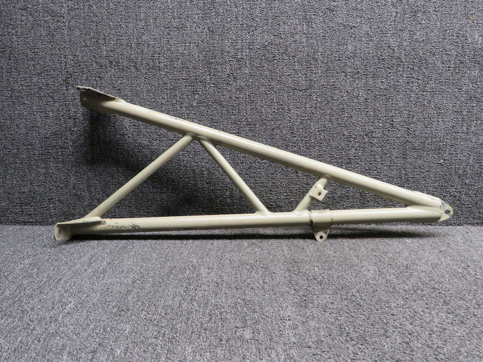 22697-000 PA24-250 Wing Main Spar Support Assembly Center