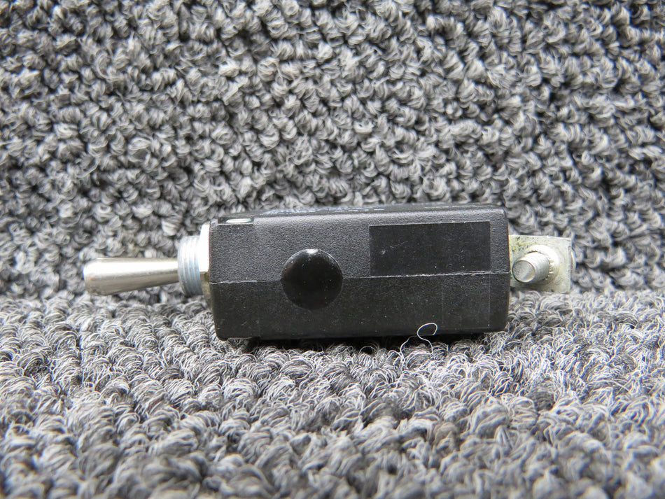 W31-X2M1G-50 Potter & Brumfield Circuit Breaker Switch (Amps: 50)