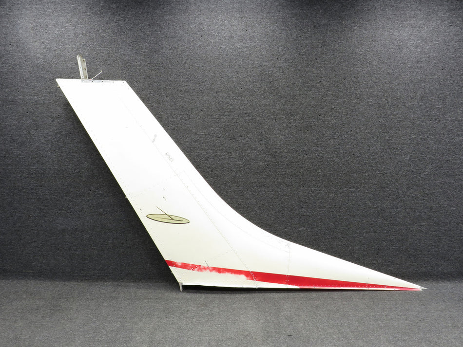 1231048-3 Cessna C-182F Fin Assembly