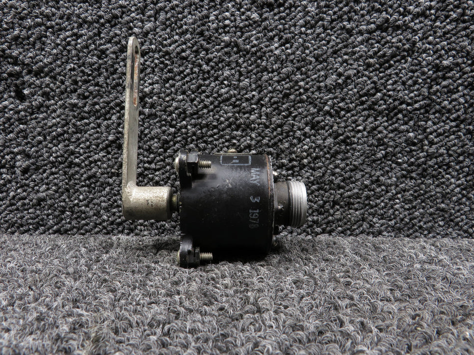 8TJ9PAV General Electric Type TJ-9 Transmitter (24V)