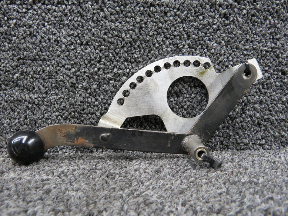 0713314-1, 0713315-5 Cessna 182M Cowl Flap Control Position Bracket with Lever