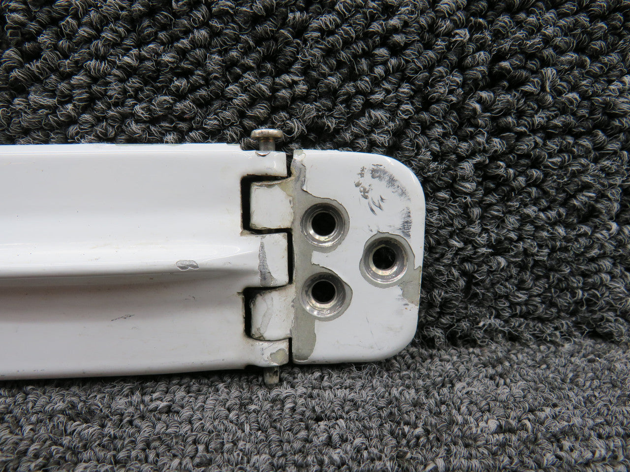 0711037-16 (Cast: 0711037-497) Cessna 210D Upper Cabin Door Hinge