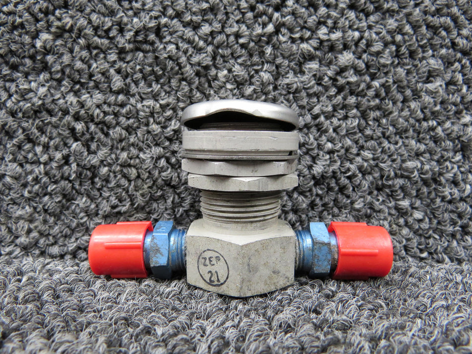 C166006-0101 (Use: C166006-0104) Cessna 182M Oxygen Valve (Core)