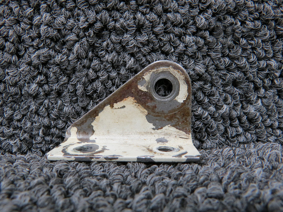 0510205-2 (Use: 0510205-4) Cessna 182M Fitting Seatbelt Outboard LH, Inboard RH