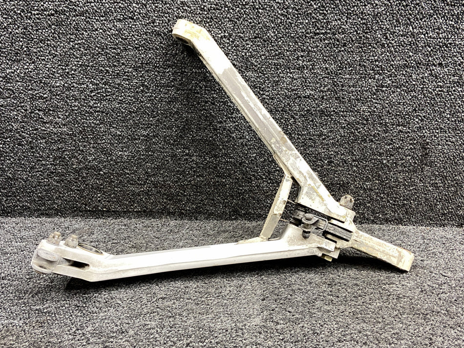 40280-000, 40280-001, 41983-000 Piper PA31-325 Main Gear Retract Brace Assy LH