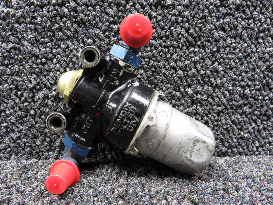 AN6101-1 Bendix Fuel Filter Assembly (Tool Marks)