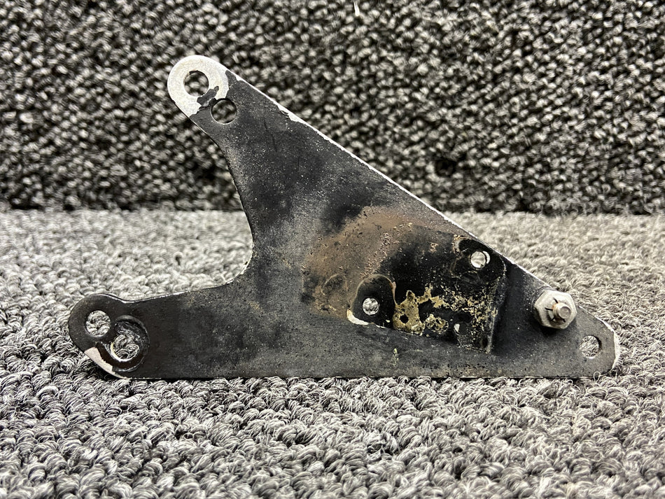 24932-000, 21418-002 Piper PA31-325 Cowl Flap Actuator Brake Arm Assembly