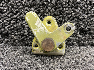 40194-003 Piper PA31-325 Forward Cargo Door Lock Arm