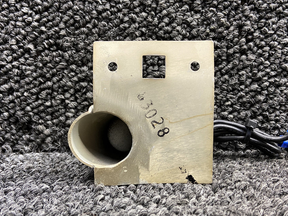 43028-000 Piper PA31-325 Map Light Mounting Bracket LH