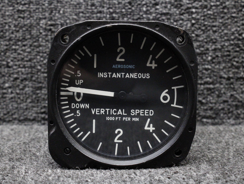 30260-0122 Aerosonic Vertical Speed Indicator