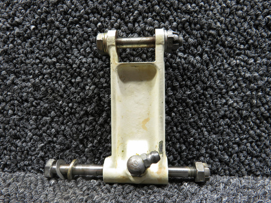 35-825035-2 Beech 58 Nose Gear Steering Idle Link Assembly