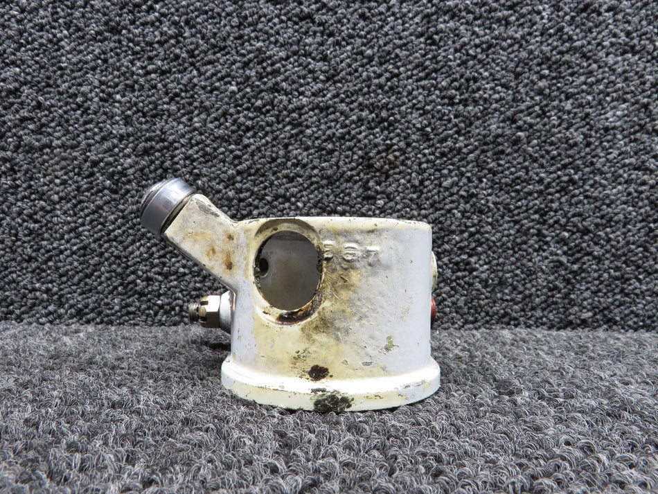 45-825033 Beech Nose Gear Collar with Roller Bearing