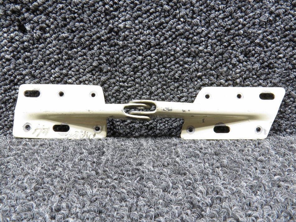 79475-007, 79475-008 Piper Cabin Door Upper and Lower Hinge Assembly