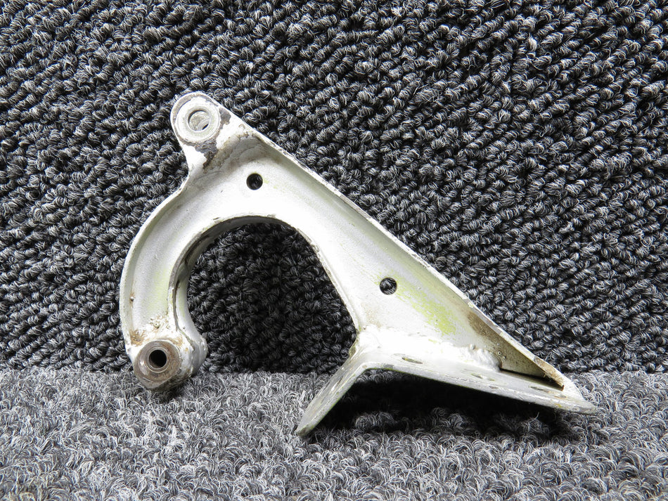 35-815075-1 Beechcraft 35 Main Landing Gear Door Hinge RH, FWD