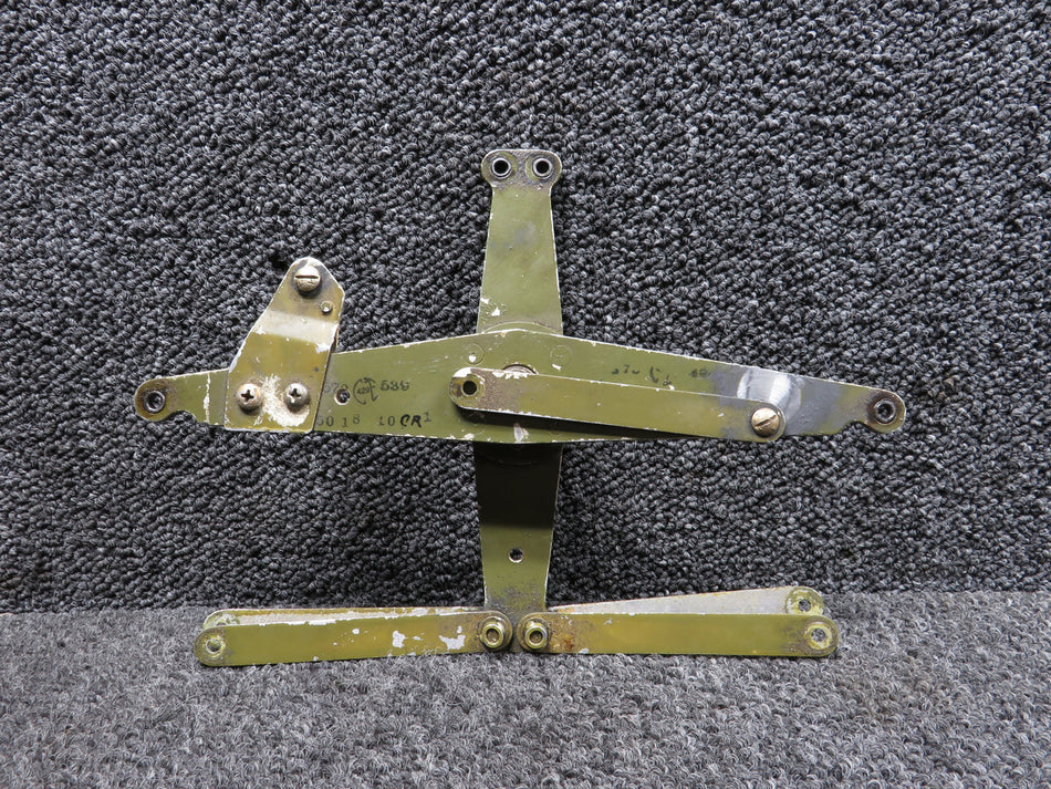 5015018-10 Cessna 425 Bellcrank Aileron Assembly