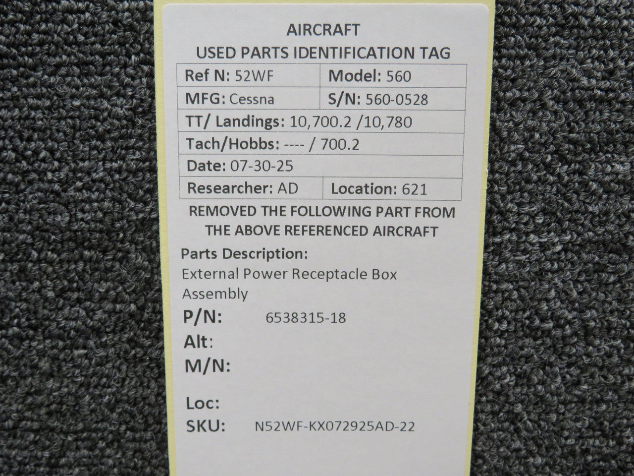 6538315-18 Cessna Citation 560 Ultra External Power Receptacle Box