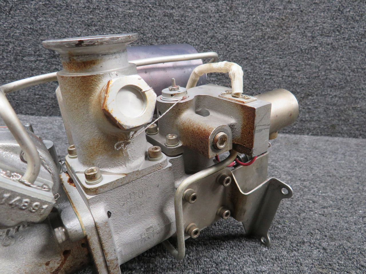 1H106-9 Parker Bleed Air Mixing Regulating Shutoff Valve Assembly