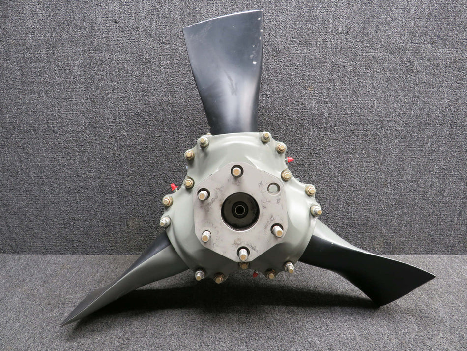 HC-C3YR-1RF Hartzell 3 Blade Propeller B-Hub with Logs (Prop Struck, Core)