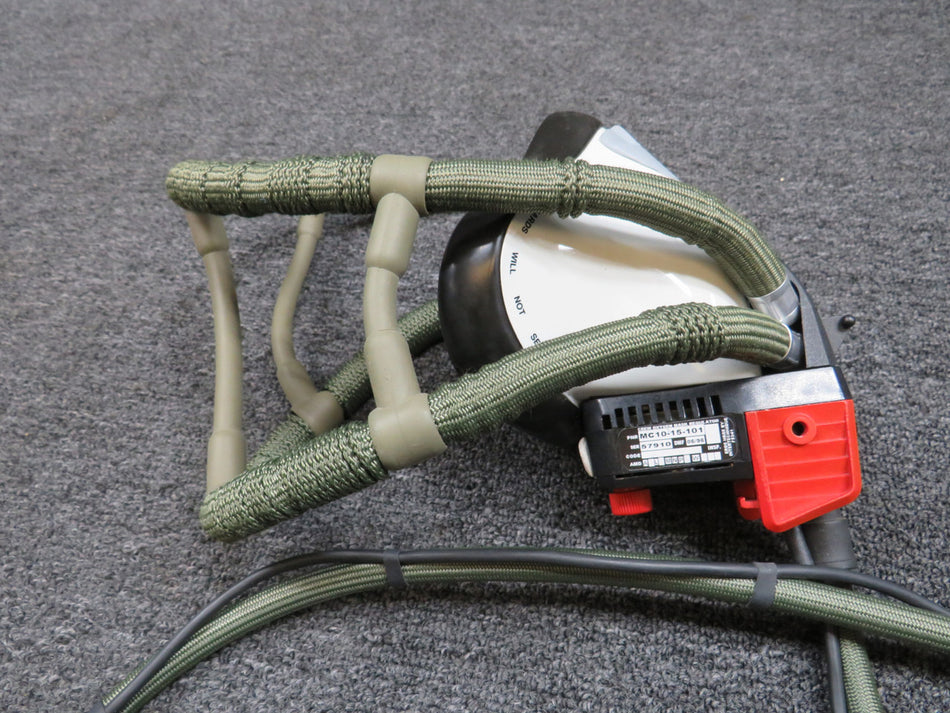 MC10-15-101 Intertechnique Crew Oxygen Mask Regulator with Mask & Hose Assembly