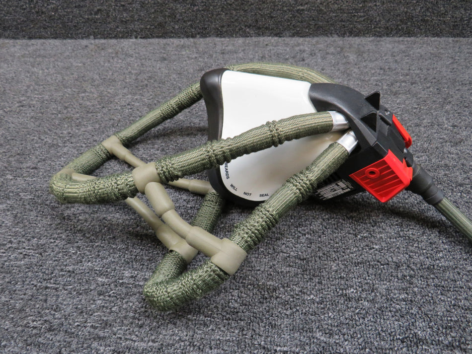 MC10-15-01 Intertechnique Crew Oxygen Mask Regulator with Mask and Hose Assembly